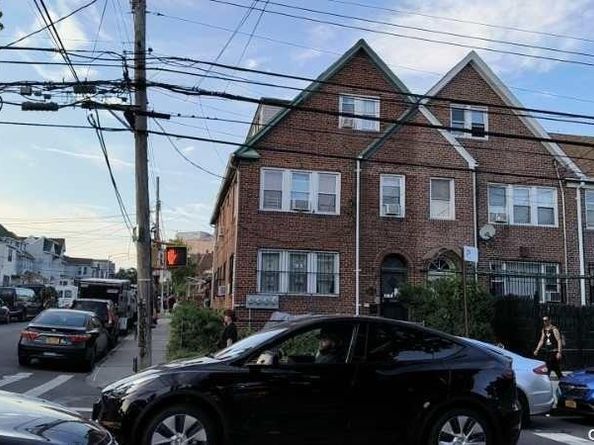 79-01 45 Avenue, Elmhurst NY 11373