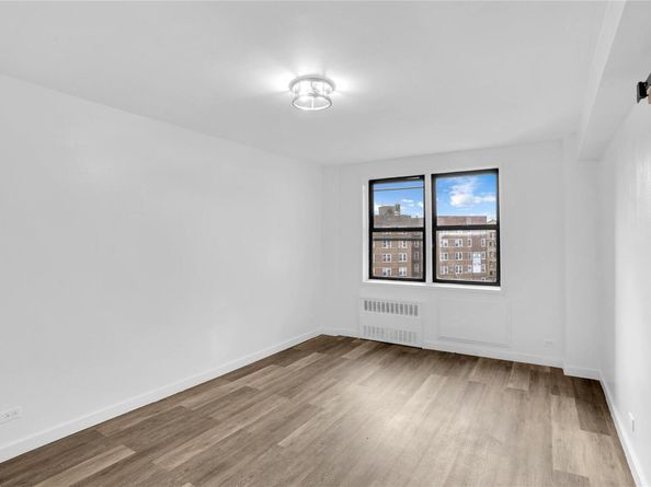 3184 Grand Concourse 6D, Bronx NY 10458