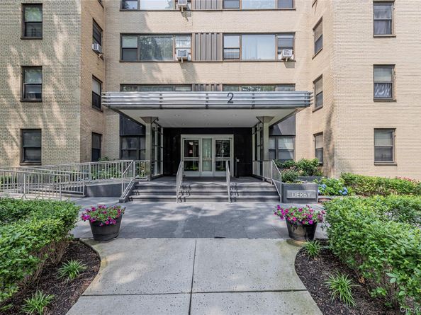 2 Fordham Hill Oval 2F, Bronx NY 10468
