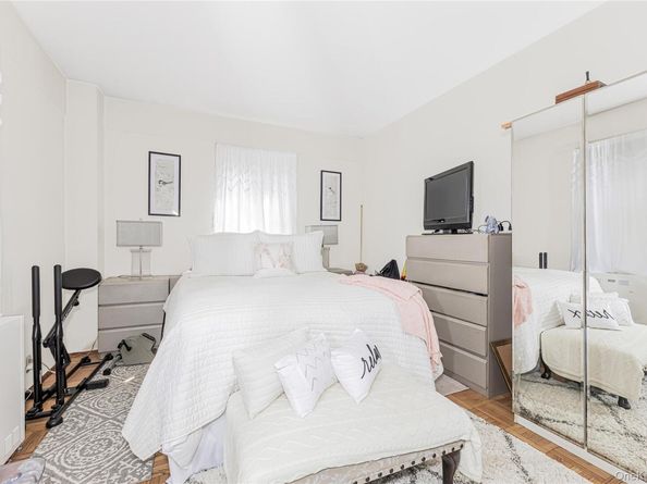 2 Fordham Hill Oval 2F, Bronx NY 10468
