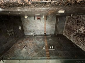 Undisclosed Address #876946, Farmingville NY 11738