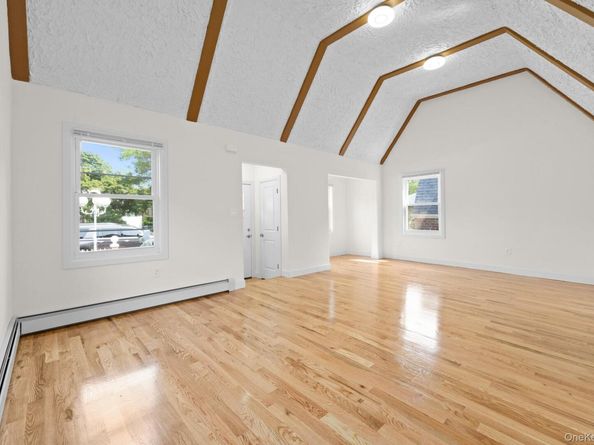 131-36 Francis Lewis Blvd, Laurelton NY 11413