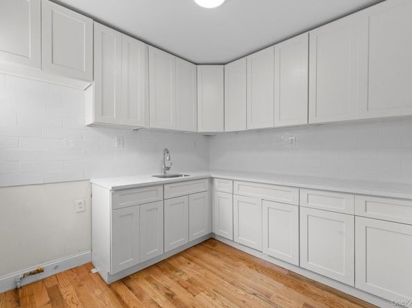 131-36 Francis Lewis Blvd, Laurelton NY 11413