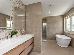 6 Victor Lane, Woodbury NY 11797
