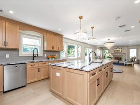 6 Victor Lane, Woodbury NY 11797