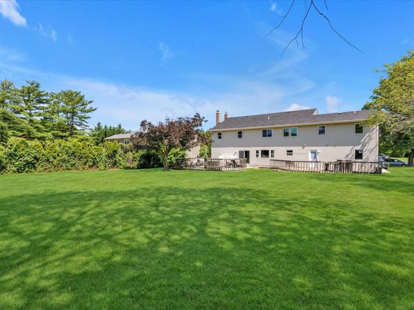 6 Victor Lane, Woodbury NY 11797