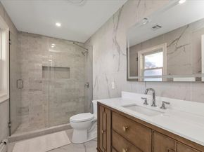 6 Victor Lane, Woodbury NY 11797