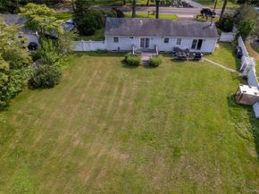 805 Canal Road, Mount Sinai NY 11766