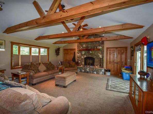 805 Canal Road, Mount Sinai NY 11766