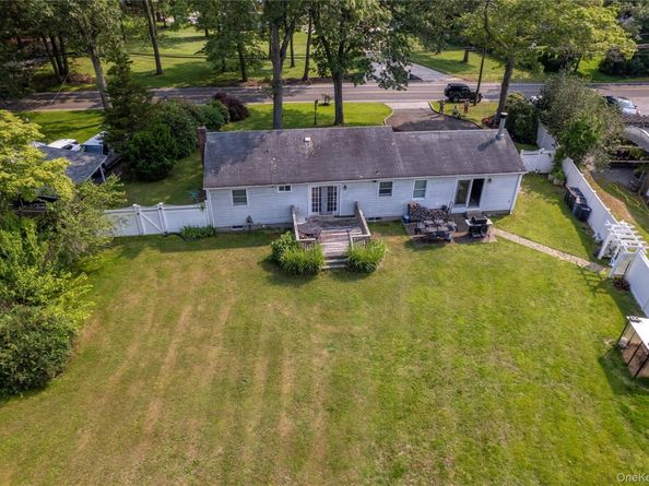 805 Canal Road, Mount Sinai NY 11766