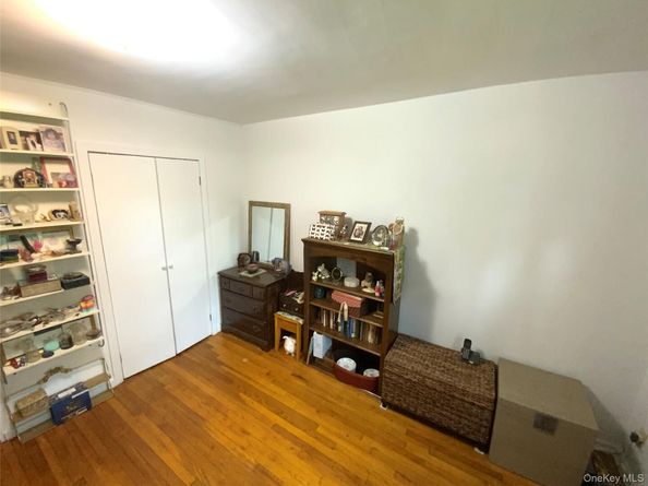 73-19 217th Street Lower, Oakland Gardens NY 11364