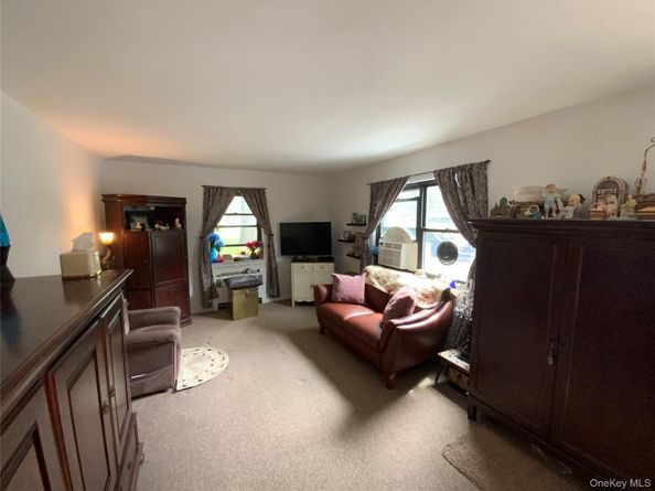 73-19 217th Street Lower, Oakland Gardens NY 11364