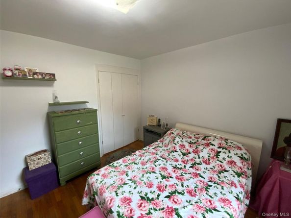 73-19 217th Street Lower, Oakland Gardens NY 11364