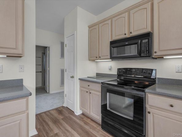 3705 Amen Corner, Riverhead NY 11901