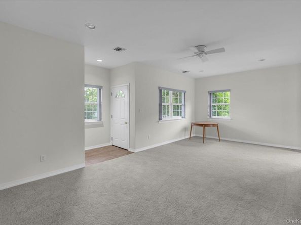 3705 Amen Corner, Riverhead NY 11901
