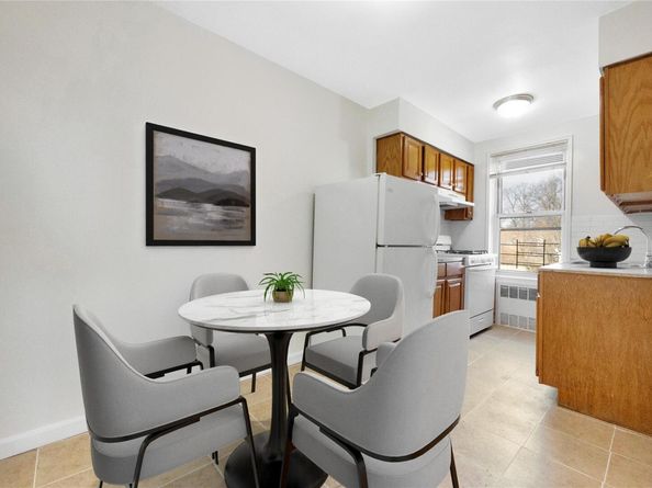 83-36 Beverly Road 5A, Kew Gardens NY 11415
