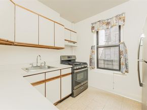 2187 Holland Avenue 2J, Bronx NY 10462