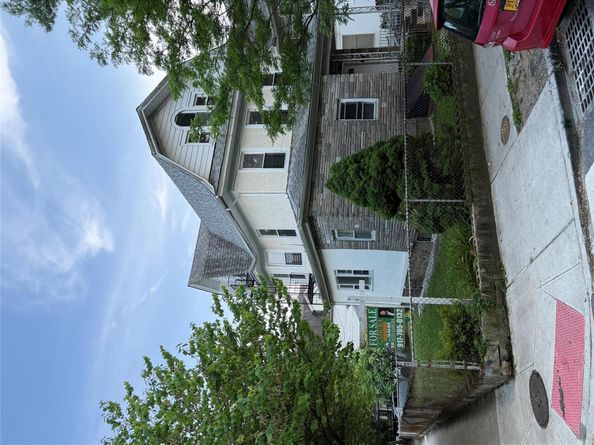 8520 85th Road, Woodhaven NY 11421
