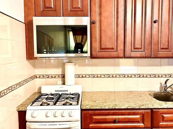 941 Jerome Avenue 3B, Bronx NY 10452