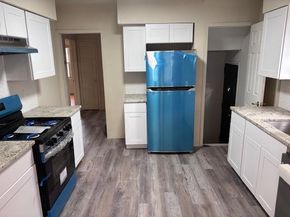 207 Wellington Road S, Garden City South NY 11530