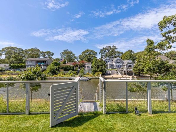 4 Bonita Road, East Quogue NY 11942