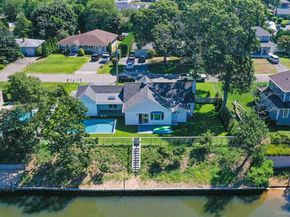 4 Bonita Road, East Quogue NY 11942
