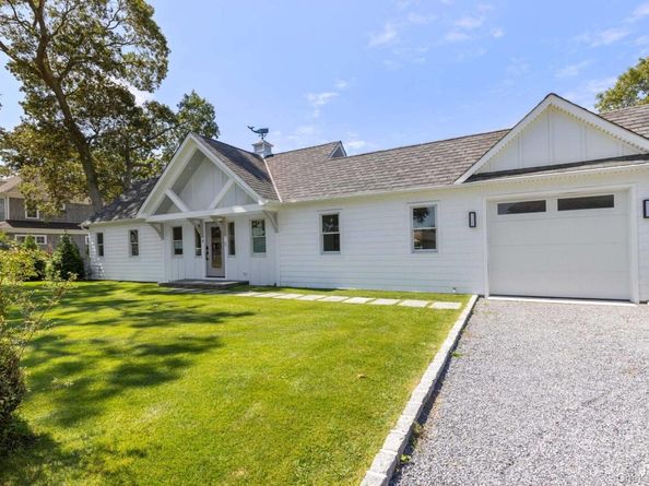 4 Bonita Road, East Quogue NY 11942