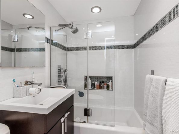 1155 Warburton Avenue 3N, Yonkers NY 10701