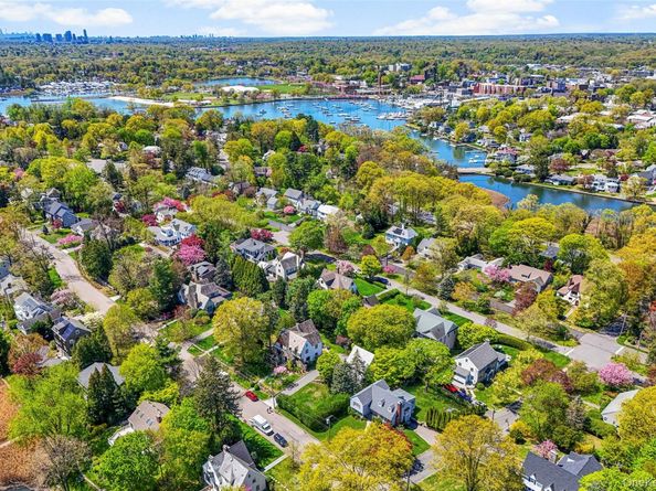 850 Soundview Drive, Mamaroneck NY 10543