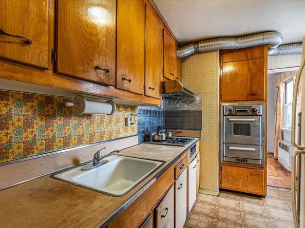 90-59 56th Avenue 2J, Elmhurst NY 11373