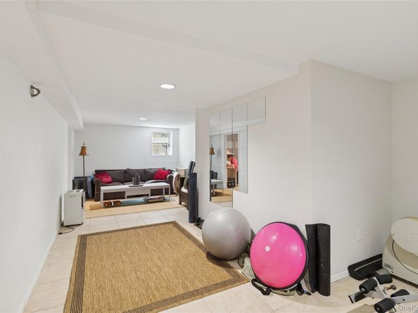 27 Ely Brook Road, East Hampton NY 11937