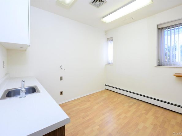 395 Westchester Avenue LC, Port Chester NY 10573