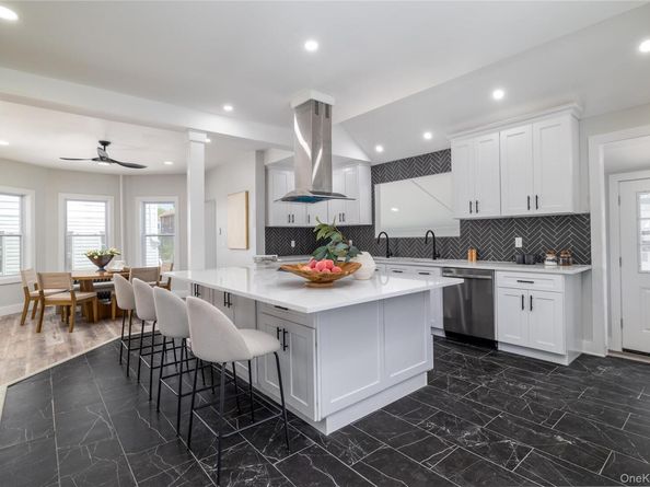 12-99 Brunswick Avenue, Far Rockaway NY 11691