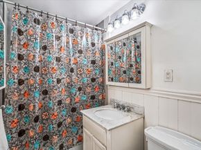 18-15 215th Street 4H, Bayside NY 11360