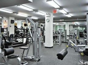 18-15 215th Street 4H, Bayside NY 11360