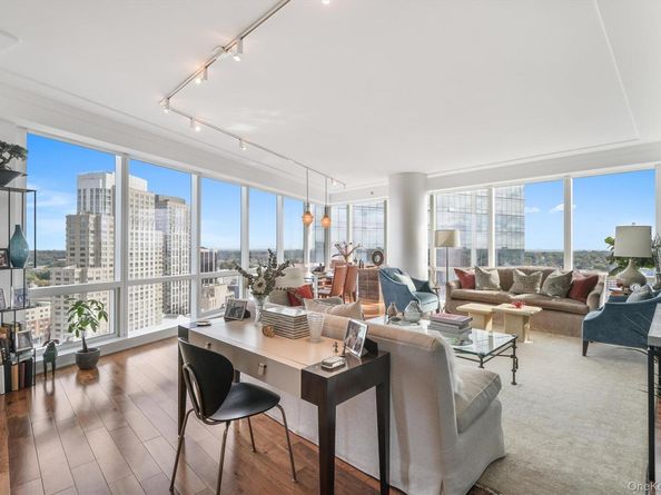 5 Renaissance Square 27G, White Plains NY 10601