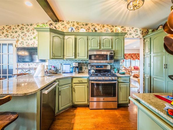 14-35 161 Street, Beechhurst NY 11357