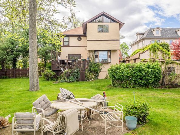 14-35 161 Street, Beechhurst NY 11357