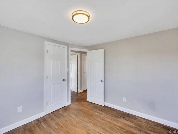 7 Howard Avenue, Freeport NY 11520