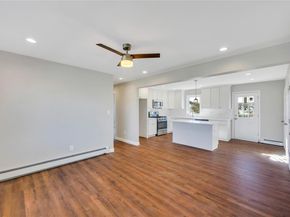 7 Howard Avenue, Freeport NY 11520