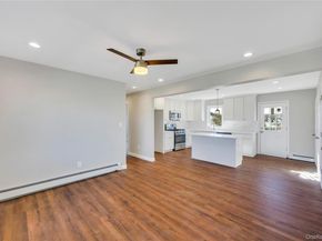 7 Howard Avenue, Freeport NY 11520