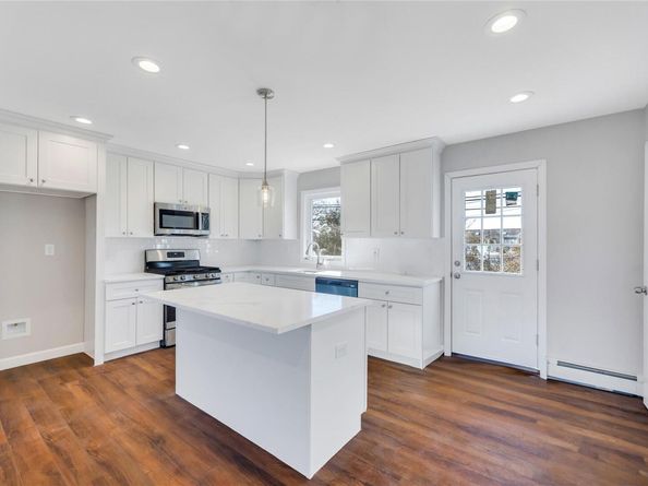 7 Howard Avenue, Freeport NY 11520