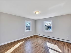 7 Howard Avenue, Freeport NY 11520