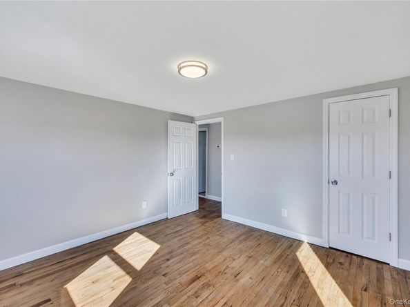 7 Howard Avenue, Freeport NY 11520
