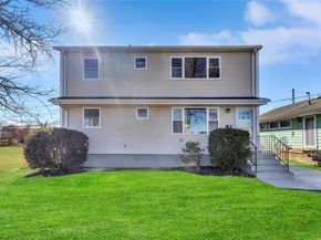7 Howard Avenue, Freeport NY 11520