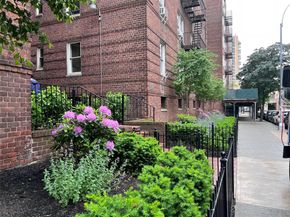 2090 Barnes Avenue 2H, Bronx NY 10462