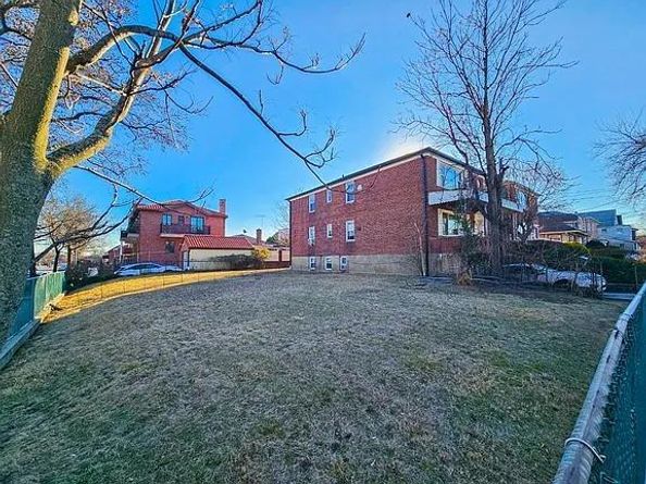 196-64 45th Avenue, Flushing NY 11358