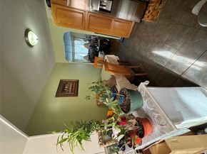 1118 213 Street E, Bronx NY 10469