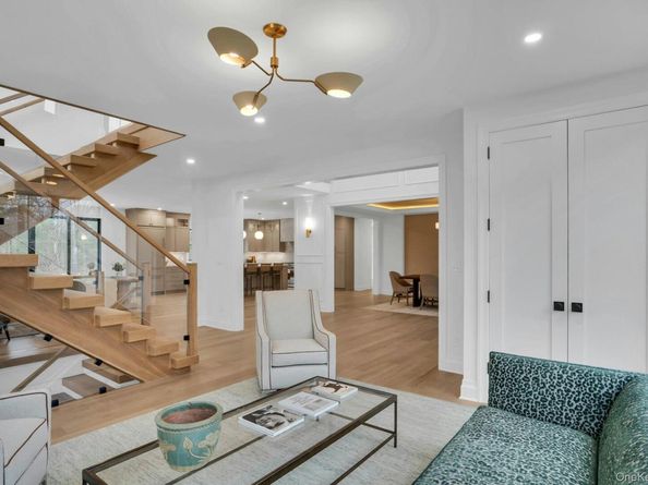 Lot 1 1003 Baldwin Path, Dix Hills NY 11746