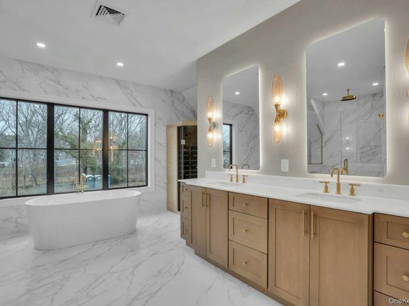 Lot 1 1003 Baldwin Path, Dix Hills NY 11746